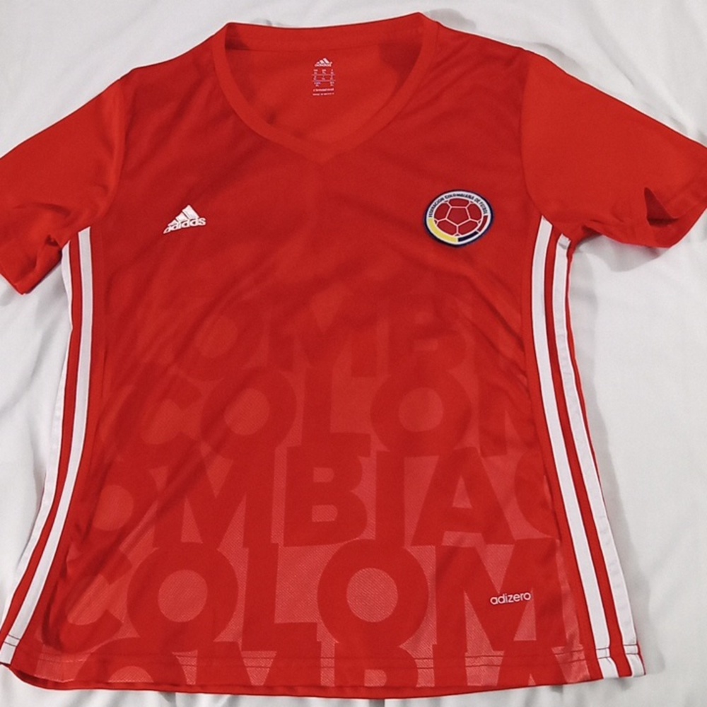 2/$20 Adidas Kids soccer jersey xl